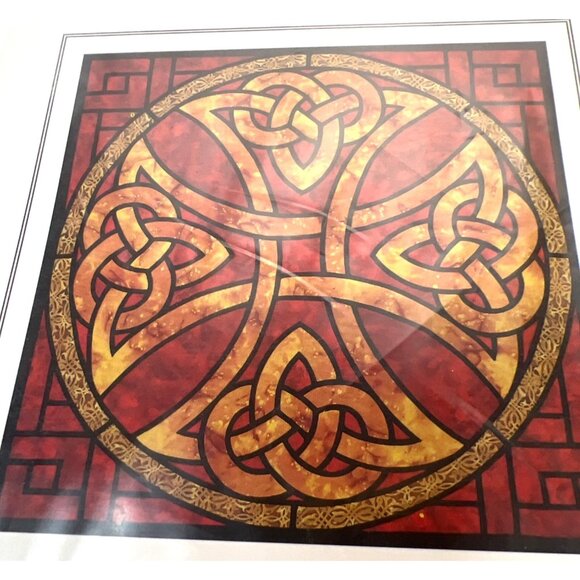 Quilt Celtic Cross Stained Glass Applique Pattern TSS 2021 By Three Swans - Picture 1 of 3